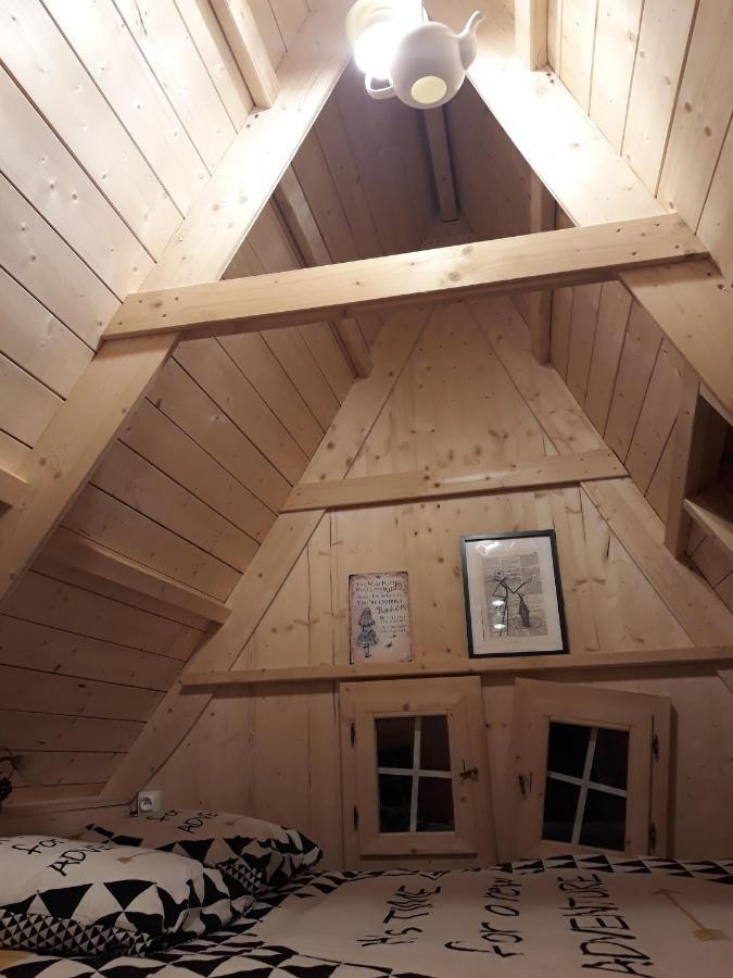 อ็องเทร 2 โกล Bed & Breakfast Saint-Martin-sur-le-Chambre ภายนอก รูปภาพ
