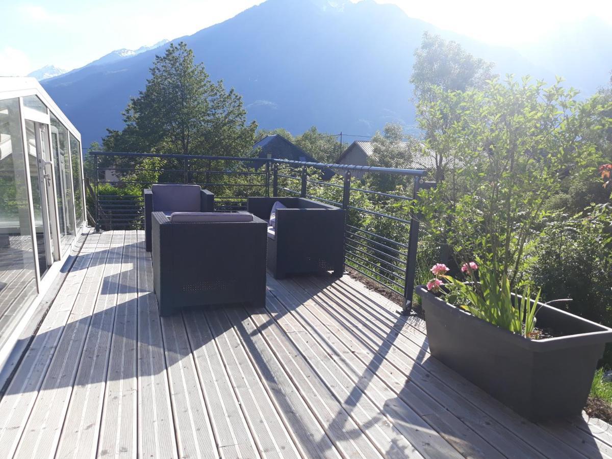 อ็องเทร 2 โกล Bed & Breakfast Saint-Martin-sur-le-Chambre ภายนอก รูปภาพ
