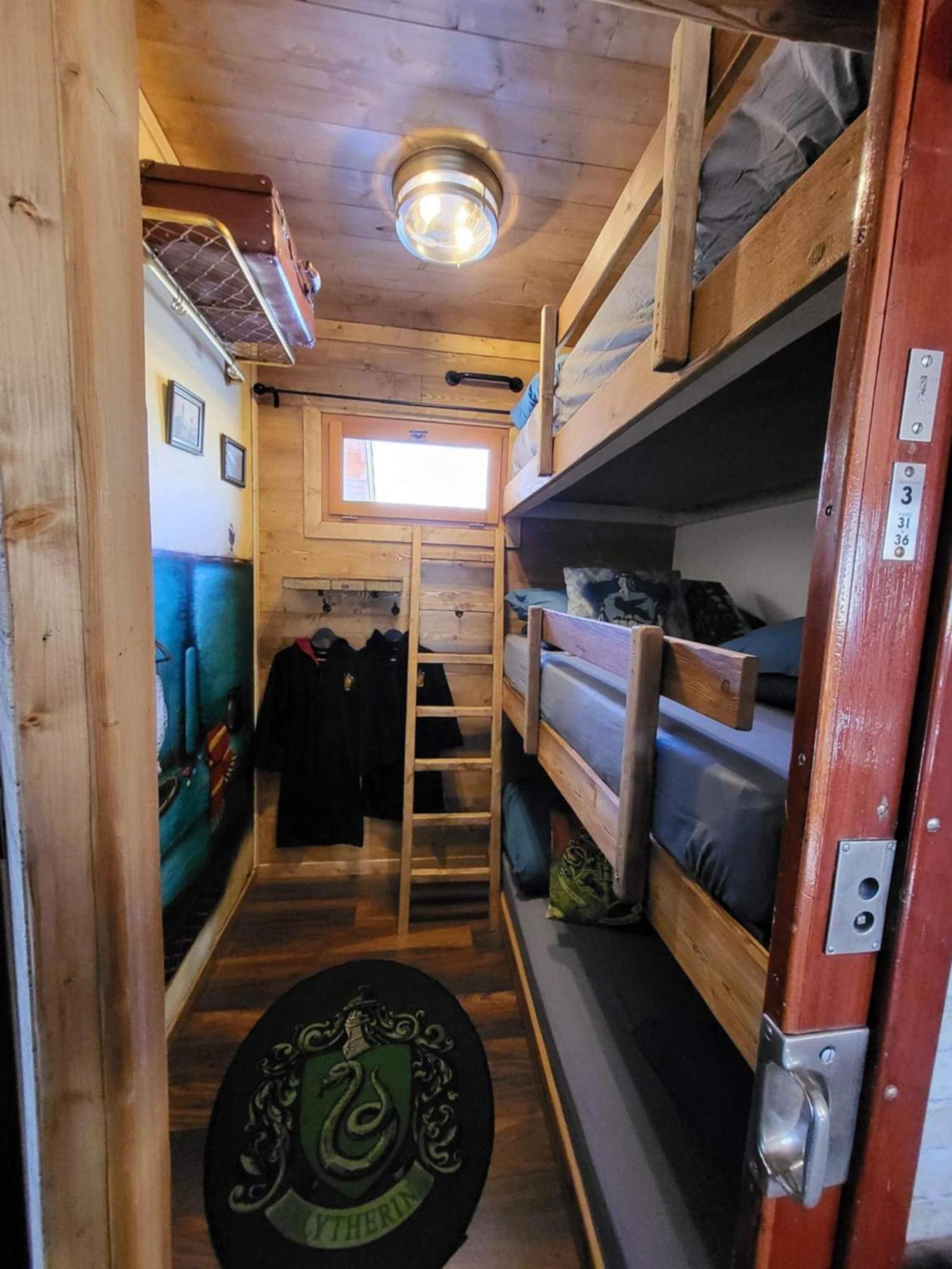 อ็องเทร 2 โกล Bed & Breakfast Saint-Martin-sur-le-Chambre ภายนอก รูปภาพ